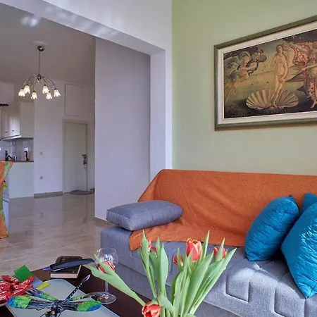 καλλιστώ - With Free Parking