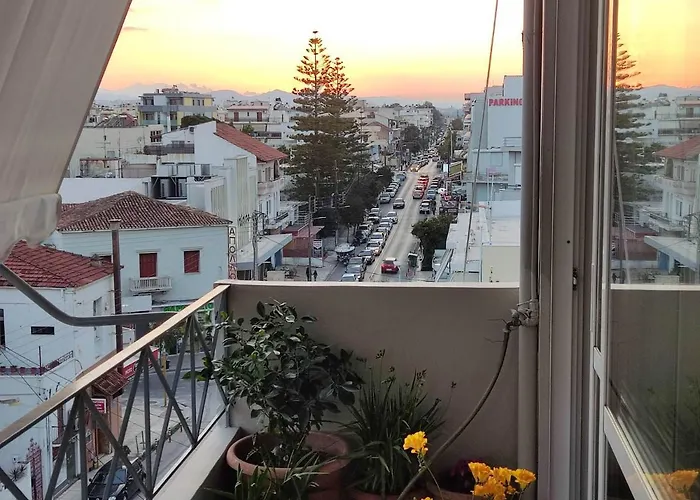 καλλιστώ - With Free Parking Chania (Crete)