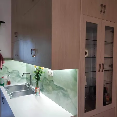 Apartmán καλλιστώ - With Free Parking